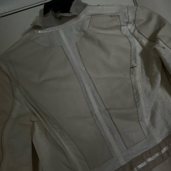 Jacket - Picture 4 of 4